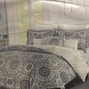 Reversible Twin XL Comforter